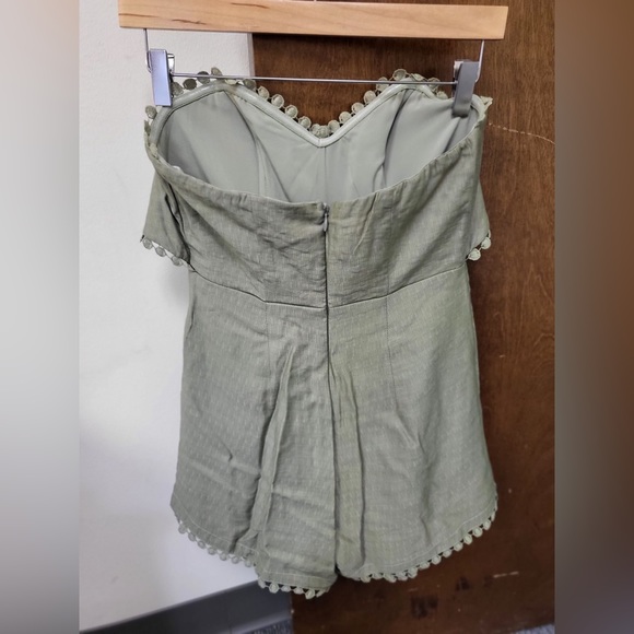 Sage Green Romper Size S - Picture 3 of 6